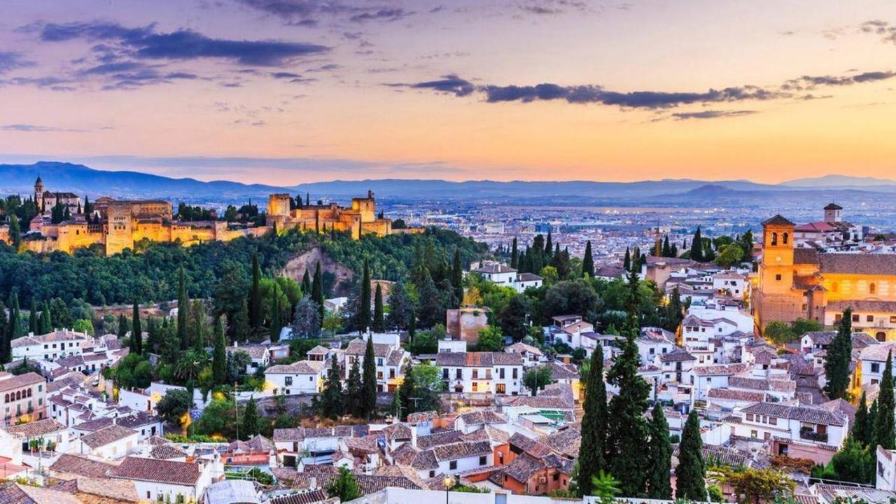 Expoholidays - Granada Centro Elvira Parking Gratis المظهر الخارجي الصورة